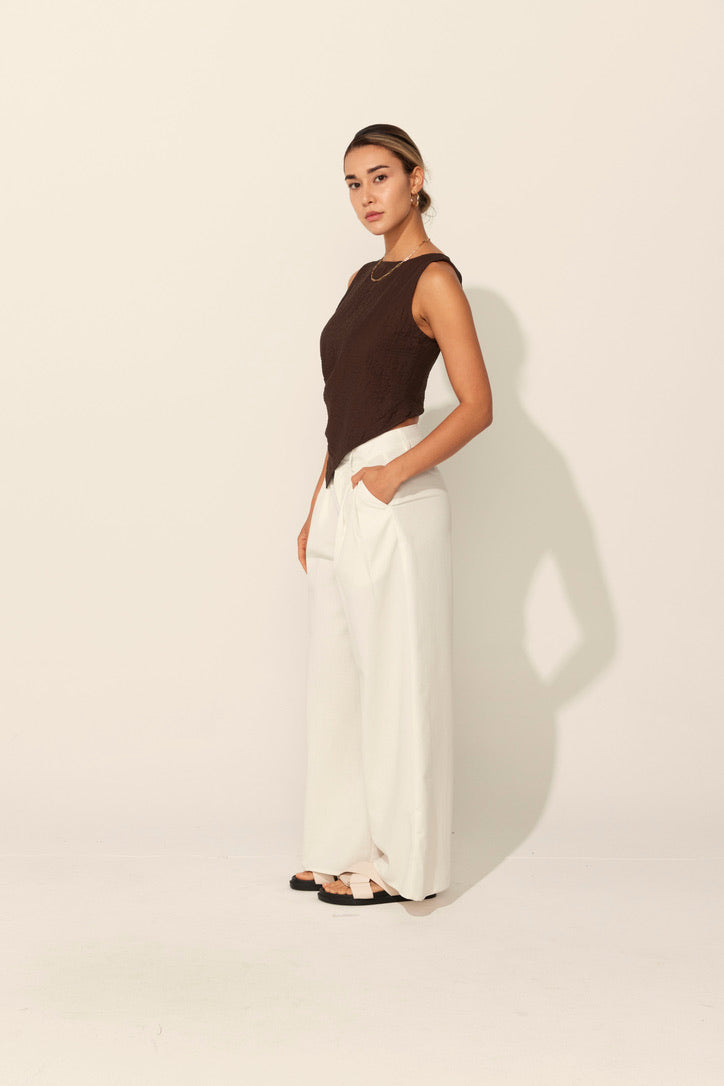 Elysia Top in Chocolate