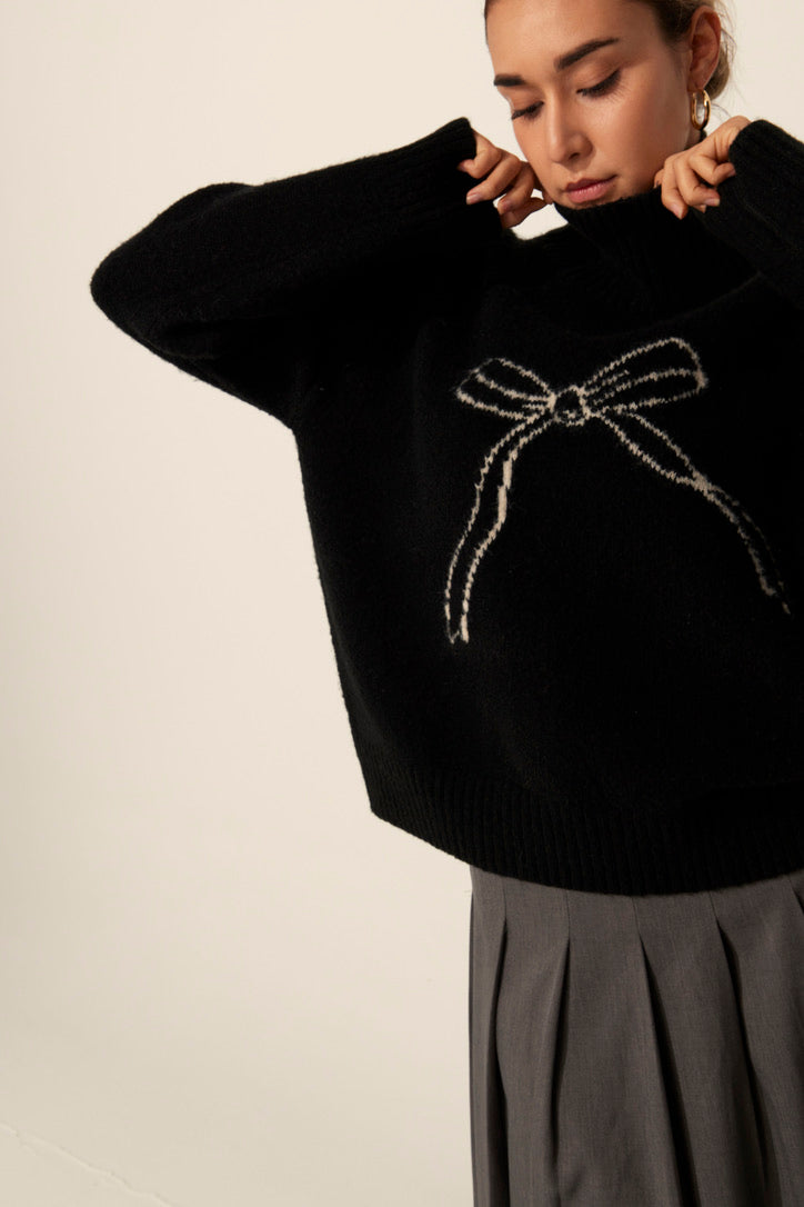 Bow-lita Jumper in Black