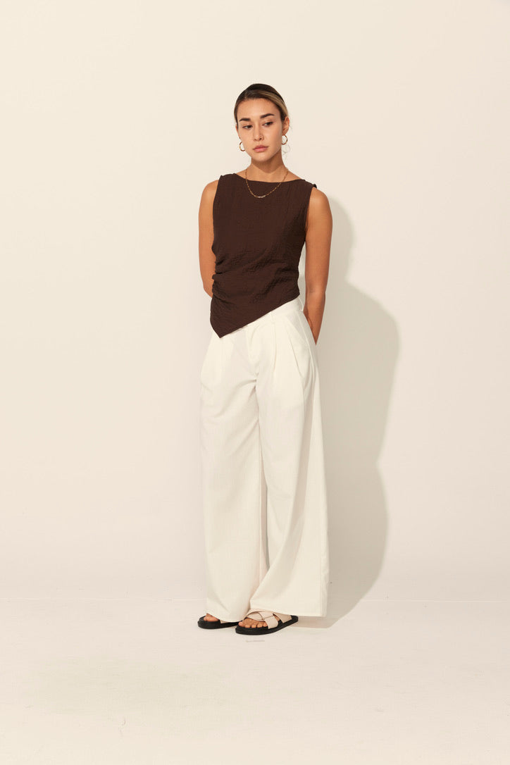 Elysia Top in Chocolate
