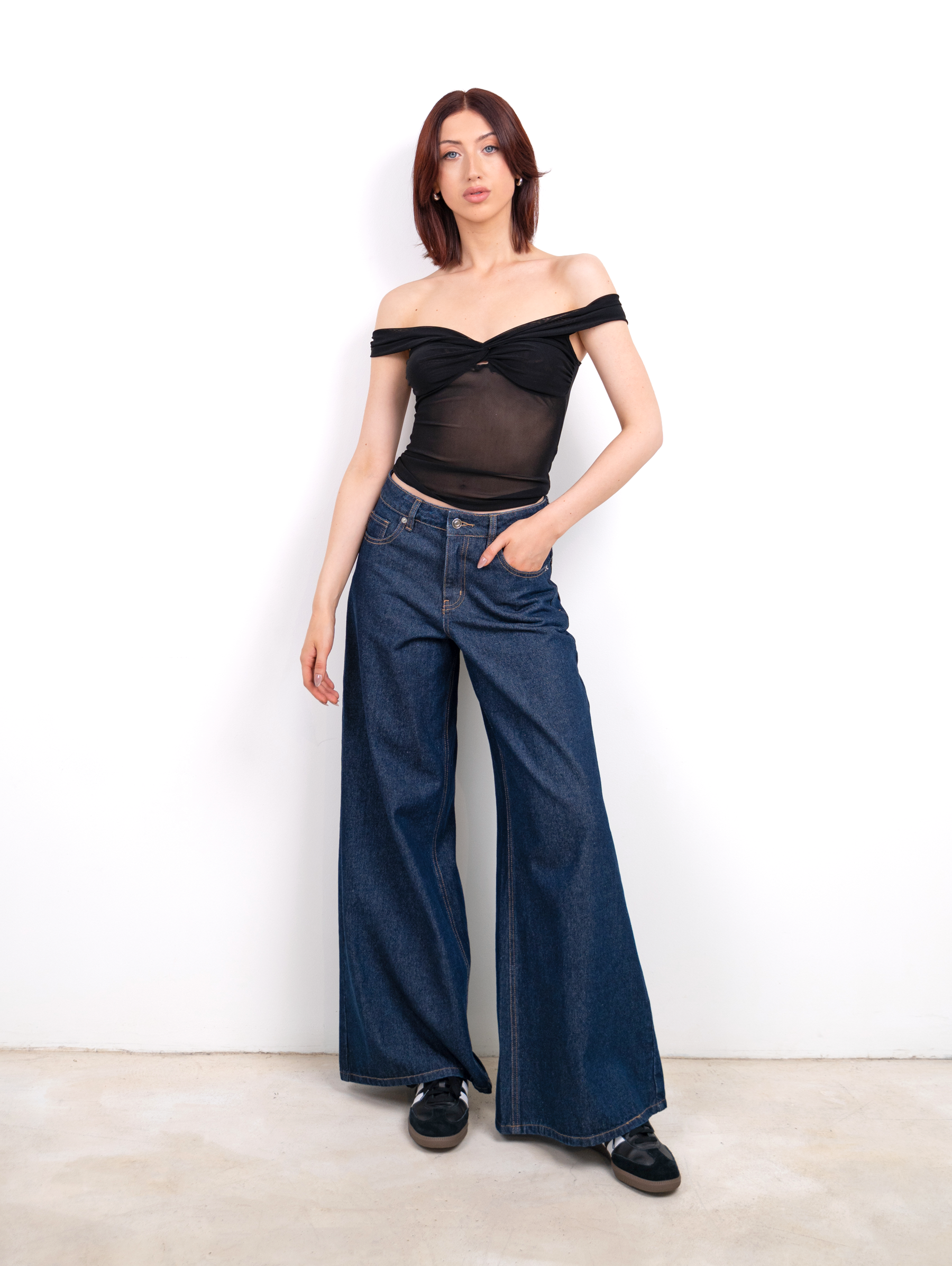 Barlett Top in Black