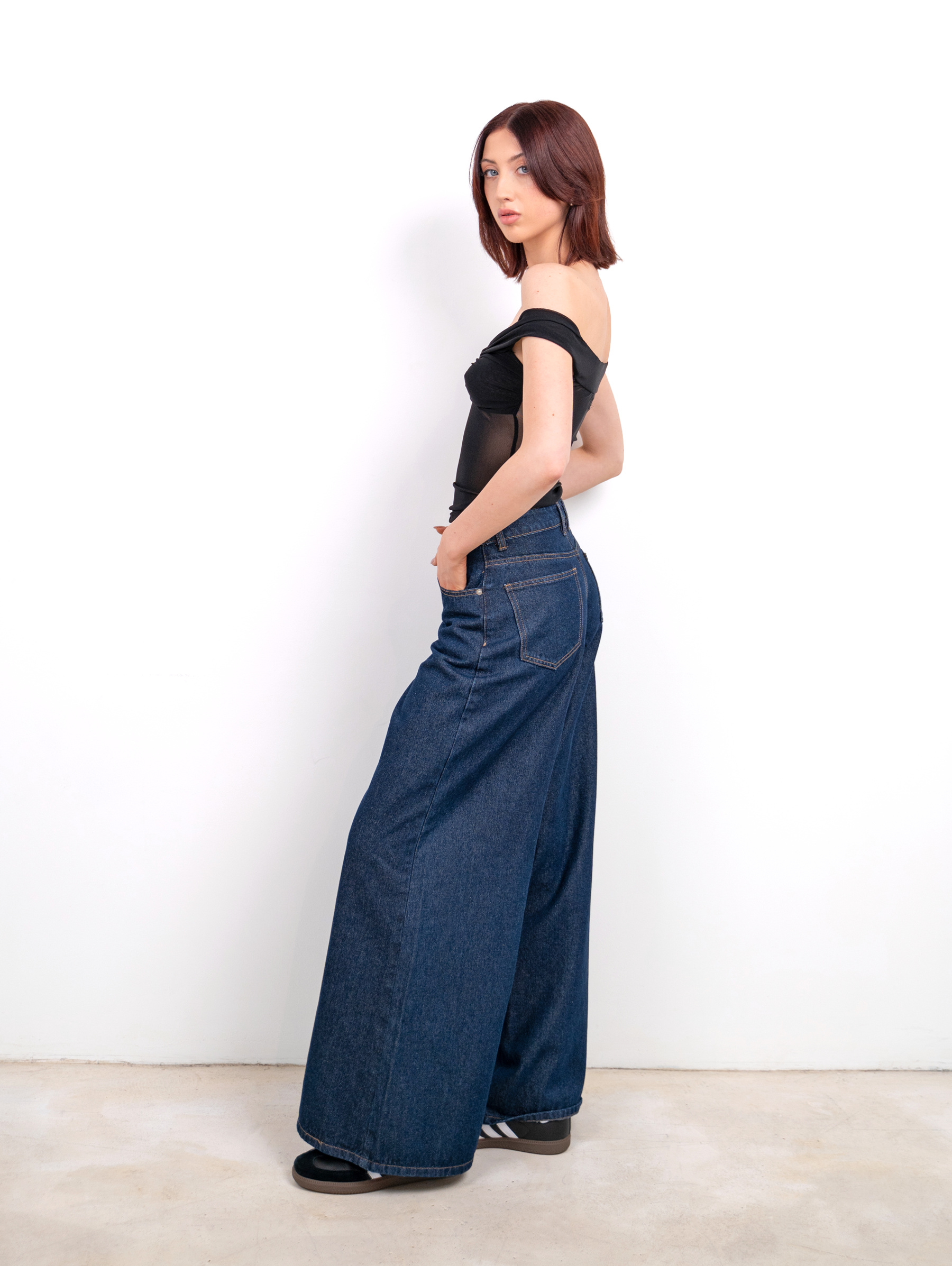 Barlett Top in Black