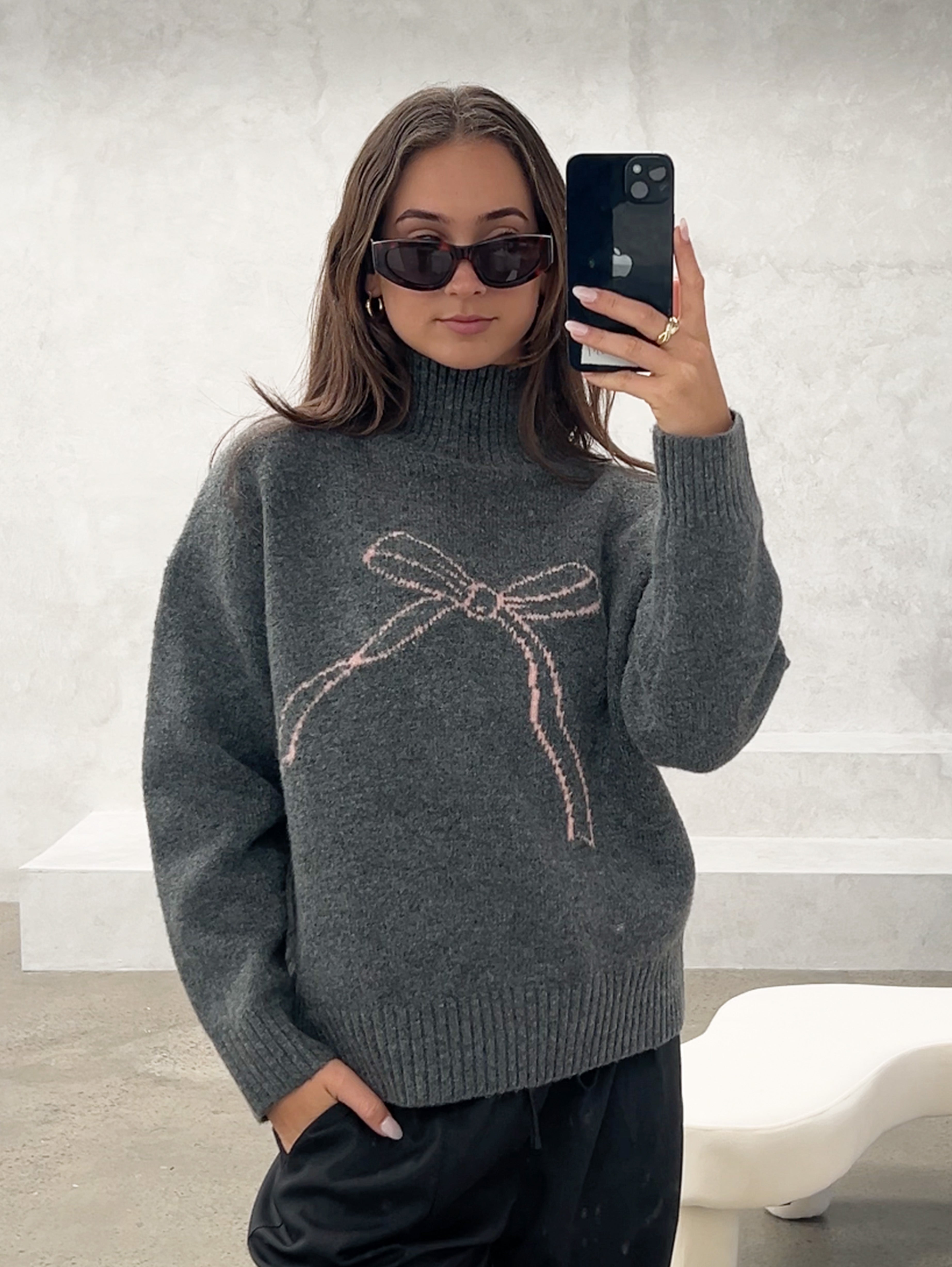 Bow-lita Jumper in Grey