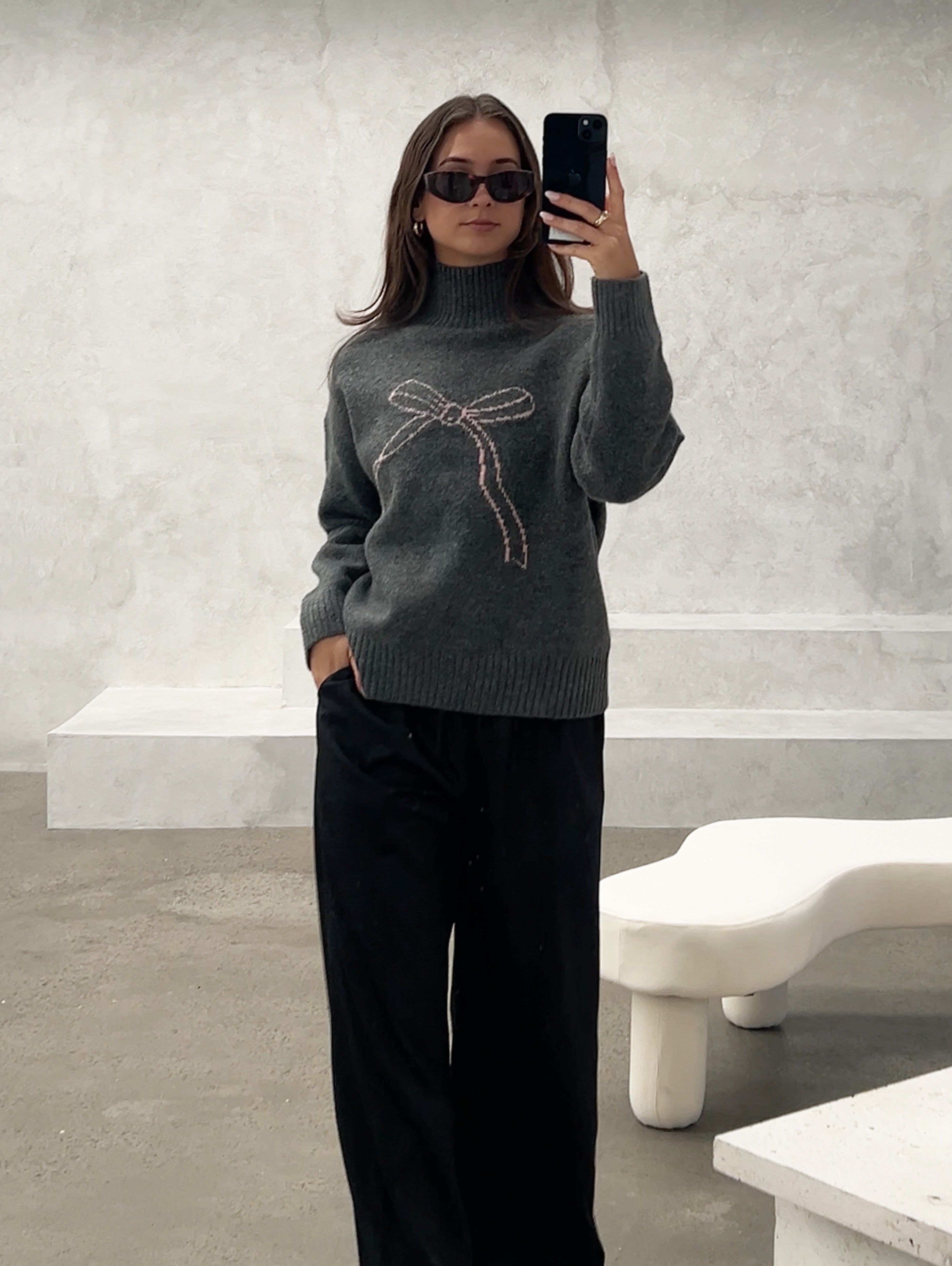 Bow-lita Jumper in Grey