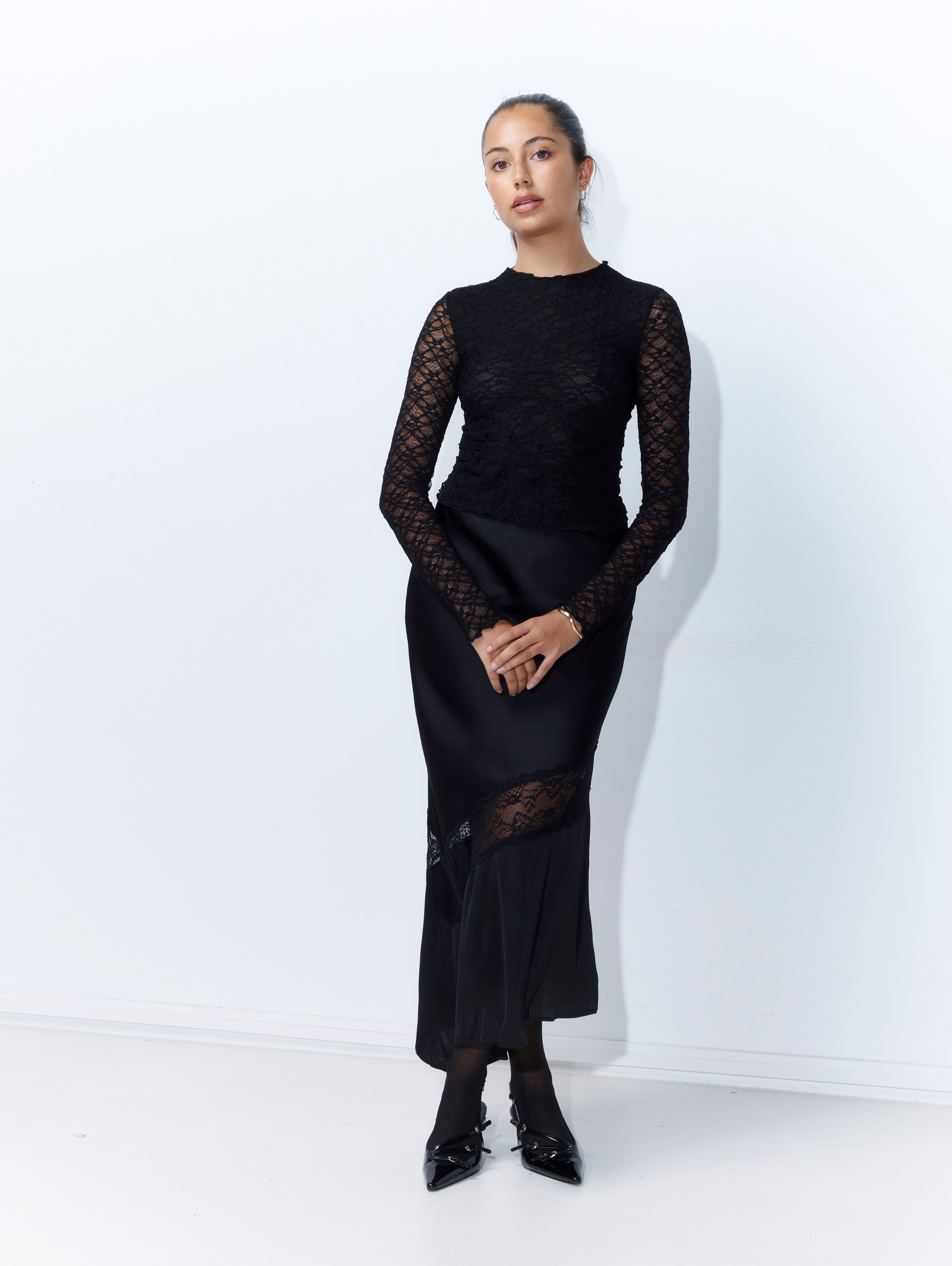 Moira Top in Black