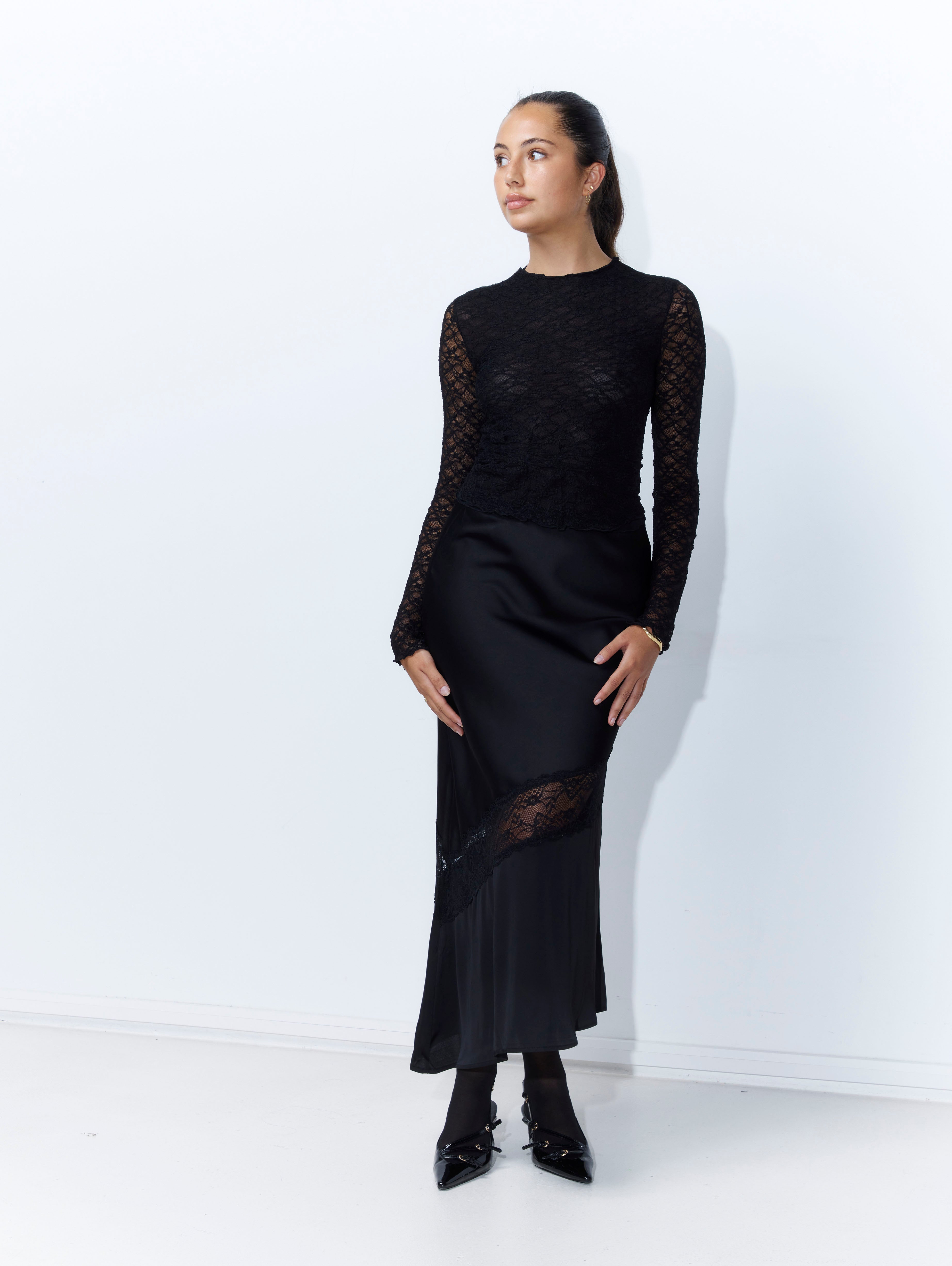 Moira Top in Black