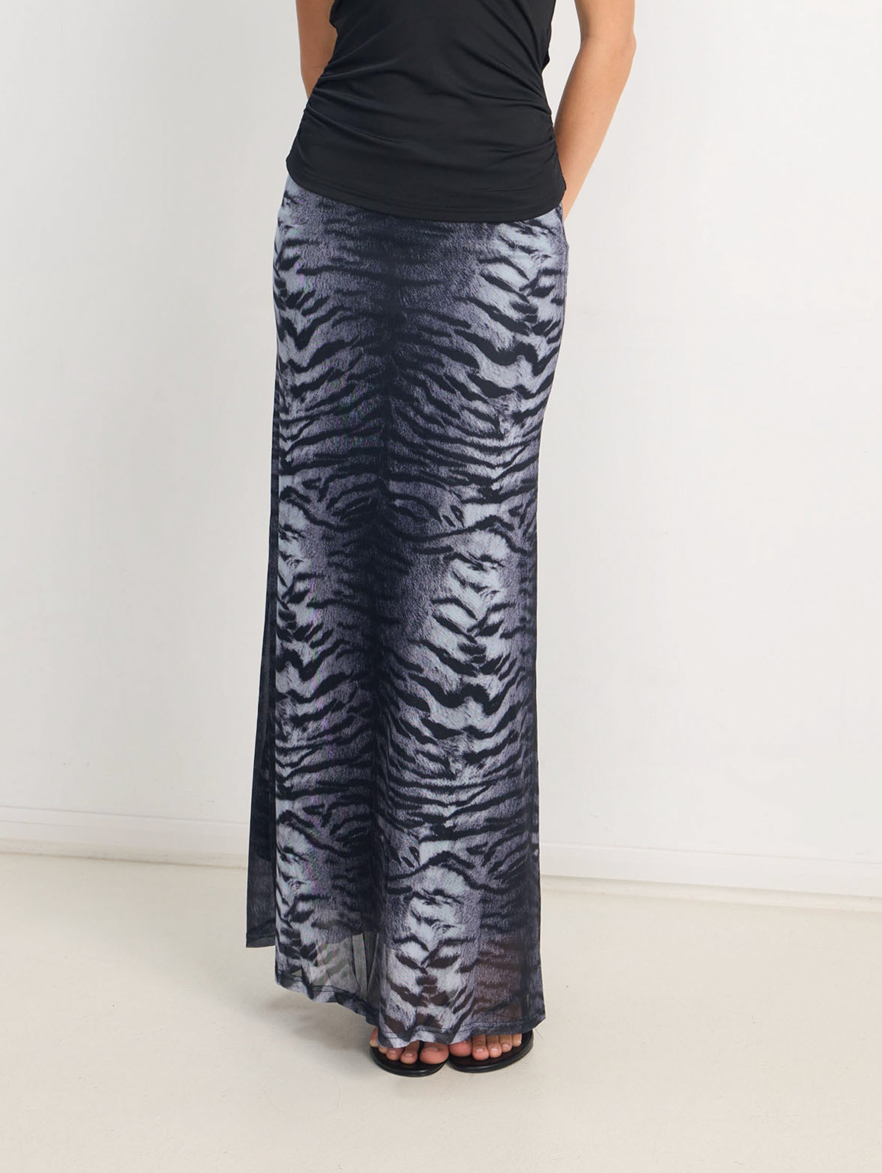 Khloe Skirt