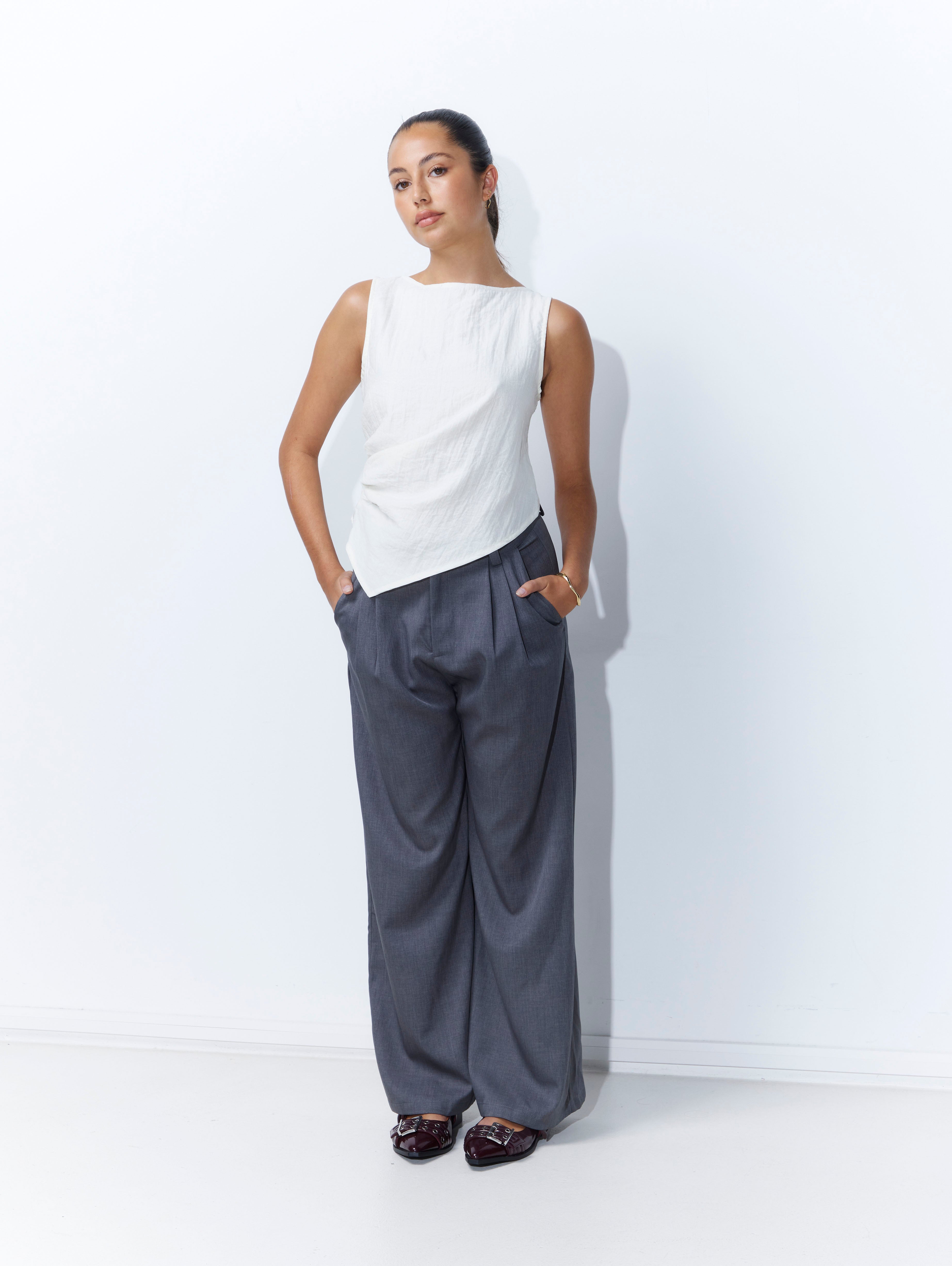 Quinn Pants in Charcoal