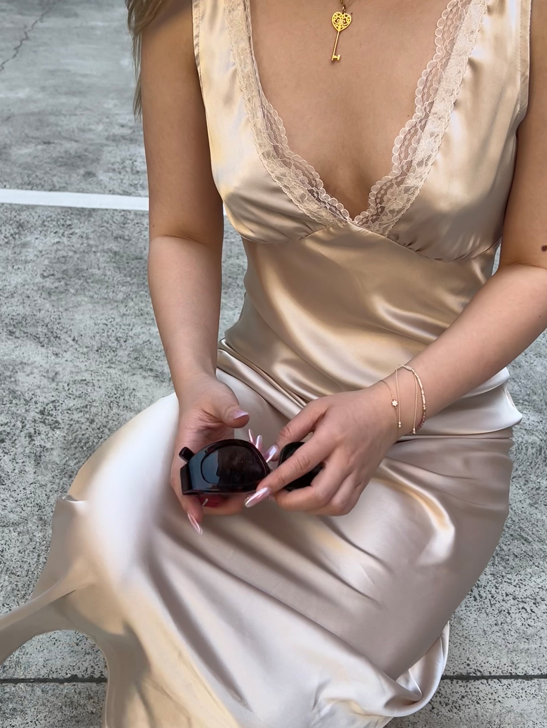 Mona Dress in Champagne